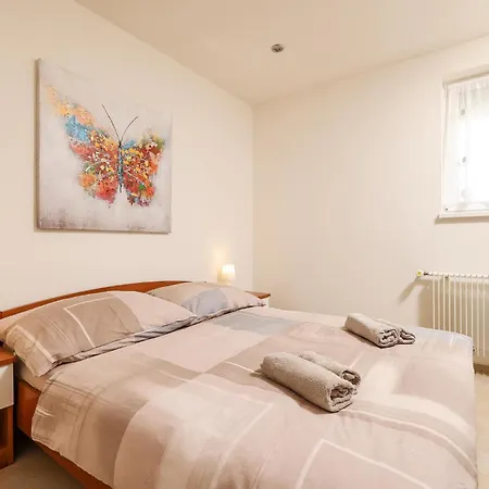 Gorgeous In With Wifi